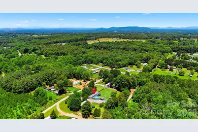 5404 B J Drive, Conover, NC 28613 - Photo 32