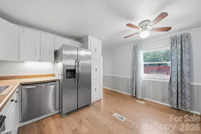 5404 B J Drive, Conover, NC 28613 - Photo 12