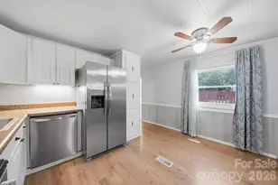 5404 Bj Dr, Conover, NC 28613 - Photo 12