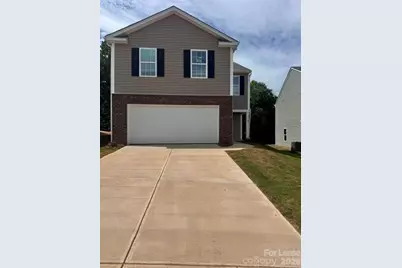 2102 10th Street SE, Hickory, NC 28602 - Photo 1