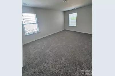2102 10th Street SE, Hickory, NC 28602 - Photo 16