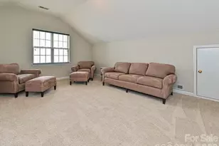 6719 Reedy Creek Rd, Charlotte, NC 28215 - Photo 28