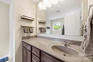 11206 Pond Valley Ct, Charlotte, NC 28269 - Photo 18