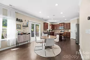 11206 Pond Valley Ct, Charlotte, NC 28269 - Photo 10