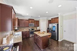 11206 Pond Valley Ct, Charlotte, NC 28269 - Photo 12