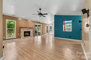 9330 Oren Thompson Rd, Charlotte, NC 28213 - Photo 6