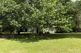 42 Country Meadows Rd, Burnsville, NC 28714 - Photo 38