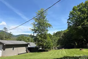 42 Country Meadows Rd, Burnsville, NC 28714 - Photo 28