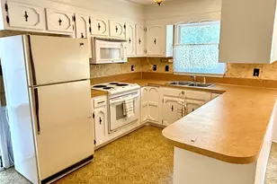 1106 Laurel Woods Dr, Gastonia, NC 28052 - Photo 6