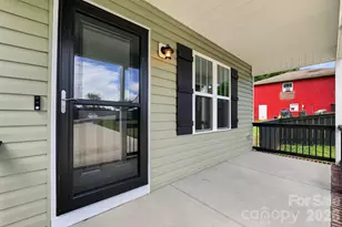 86 Ashlyn Dr SE, Concord, NC 28025 - Photo 2