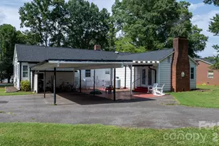 227 W 27th St, Newton, NC 28658 - Photo 36