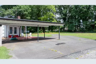 227 W 27th Street, Newton, NC 28658 - Photo 30