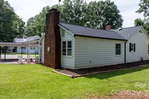 227 W 27th St, Newton, NC 28658 - Photo 38