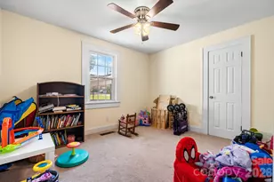 227 W 27th St, Newton, NC 28658 - Photo 18