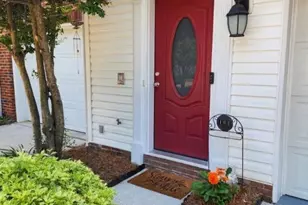104 Rock Ridge Ln, Mount Holly, NC 28120 - Photo 2