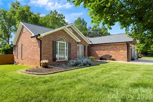 7760 Wallace Ln, Denver, NC 28037 - Photo 2