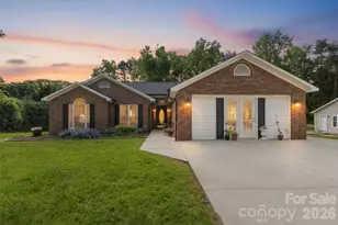 7760 Wallace Ln, Denver, NC 28037 - Photo 1
