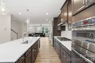 604 Tudor Park Way, Charlotte, NC 28211 - Photo 12
