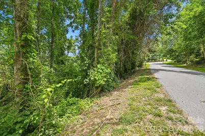 999 Perrion Avenue #18, Weaverville, NC 28787 - Photo 22