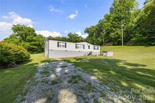 245 Mountain Grove Rd, Canton, NC 28716 - Photo 2