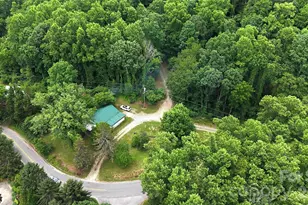 402 Sharon Rd, Fairview, NC 28730 - Photo 2