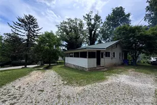 402 Sharon Rd, Fairview, NC 28730 - Photo 22