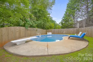 217 Lakewood Dr, Pickens, SC 29671 - Photo 32