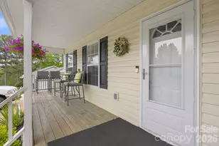 217 Lakewood Dr, Pickens, SC 29671 - Photo 6