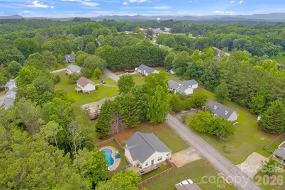 217 Lakewood Drive, Pickens, SC 29671 - Photo 36