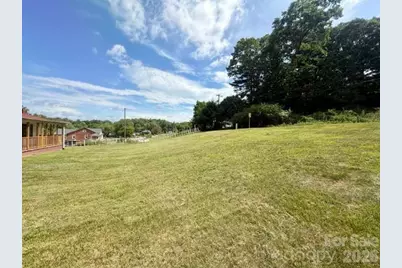 3808 McCall Road, Lenoir, NC 28645 - Photo 2