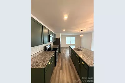 5112 Downhaul Drive, Charlotte, NC 28269 - Photo 4