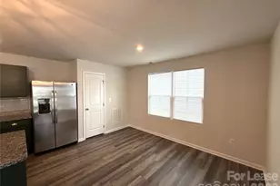 5112 Downhaul Dr, Charlotte, NC 28269 - Photo 6