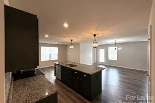 5112 Downhaul Dr, Charlotte, NC 28269 - Photo 2
