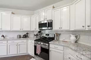2018 Killian Creek Dr, Denver, NC 28037 - Photo 12