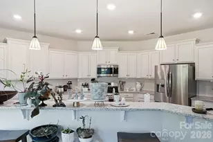 2018 Killian Creek Dr, Denver, NC 28037 - Photo 6
