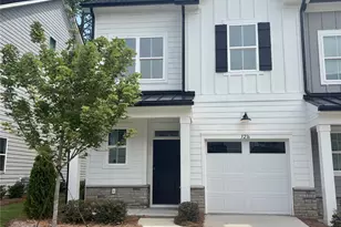 3216 Finchborough Ct, Charlotte, NC 28269 - Photo 1