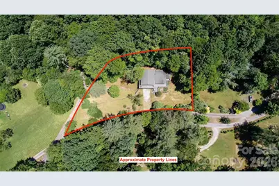 125 Hondah Boulevard, Brevard, NC 28712 - Photo 10