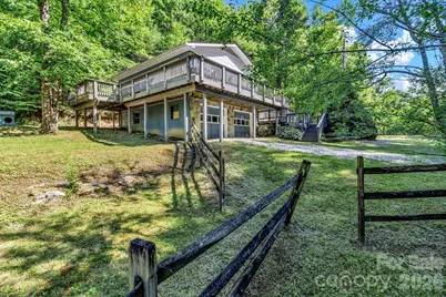 125 Hondah Boulevard, Brevard, NC 28712 - Photo 2