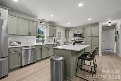 4023 Strangford Avenue, Charlotte, NC 28215 - Photo 12