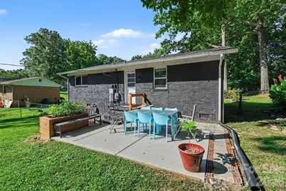 4023 Strangford Avenue, Charlotte, NC 28215 - Photo 24