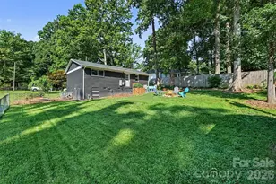 4023 Strangford Ave, Charlotte, NC 28215 - Photo 22