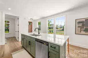 530 Campus St, Charlotte, NC 28216 - Photo 4