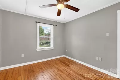 469 Kenilworth Road, Asheville, NC 28805 - Photo 12