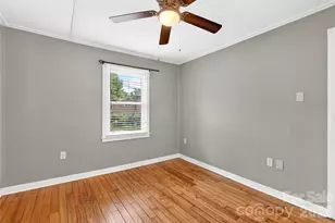 469 Kenilworth Rd, Asheville, NC 28805 - Photo 12
