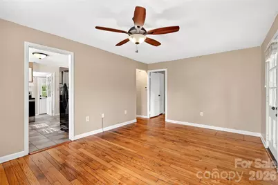 469 Kenilworth Road, Asheville, NC 28805 - Photo 6