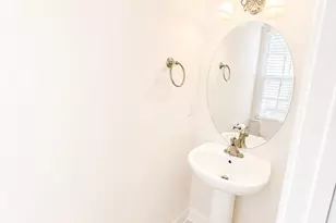 4376 Yoruk Forest Ln, Charlotte, NC 28211 - Photo 10