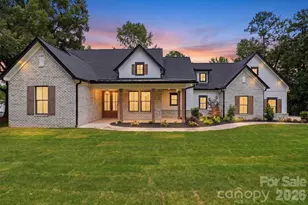 540 Rocklyn Dr, Rock Hill, SC 29730 - Photo 1
