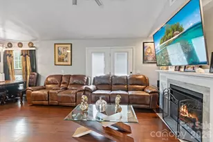 1223 Deer Park Rd, Nebo, NC 28761 - Photo 12
