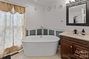 1223 Deer Park Rd, Nebo, NC 28761 - Photo 18