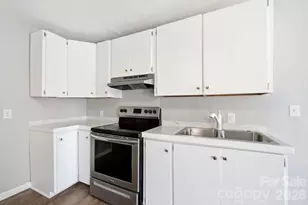 411 Weathers St, Shelby, NC 28150 - Photo 12